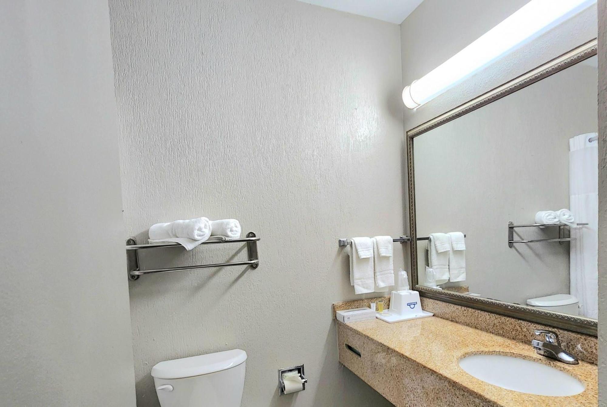 Days Inn By Wyndham Denham Springs-Baton Rouge East Zewnętrze zdjęcie